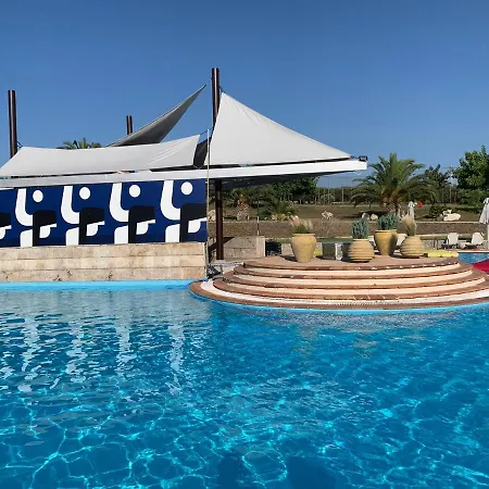 Olia Sea View Shared Pool Villa, Holiday home Nea Fokea