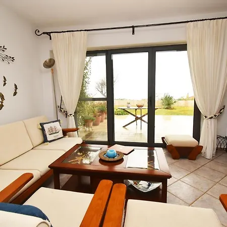 Olia Sea View Shared Pool Villa, Nea Fokea